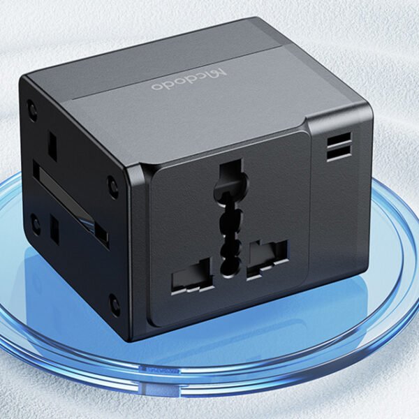 Mcdodo CP-4120 International Travel Adapter PD20W + Dual USB Charger