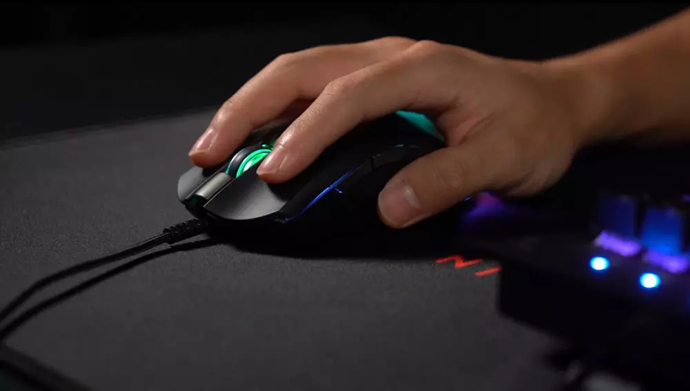 Fantech Blake X17 Macro RGB Gaming Mouse - Image 2